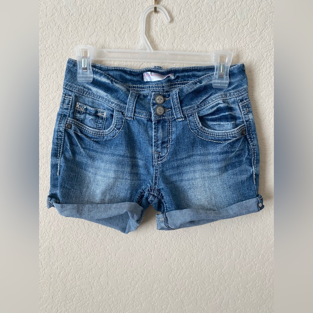 No Boundaries jeans shorts